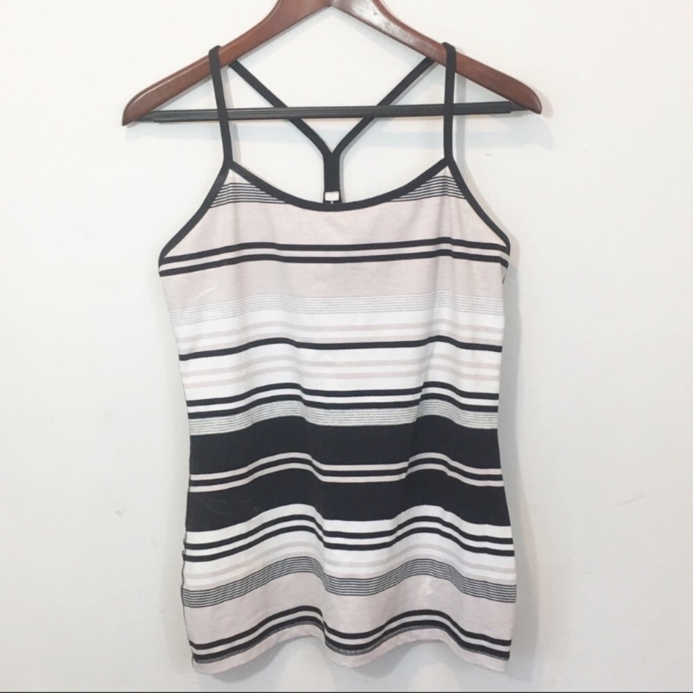 🛍 Lululemon Power Y Racerback bra